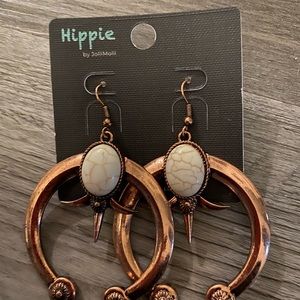 Santa fe western style earrings copper with crackle stone